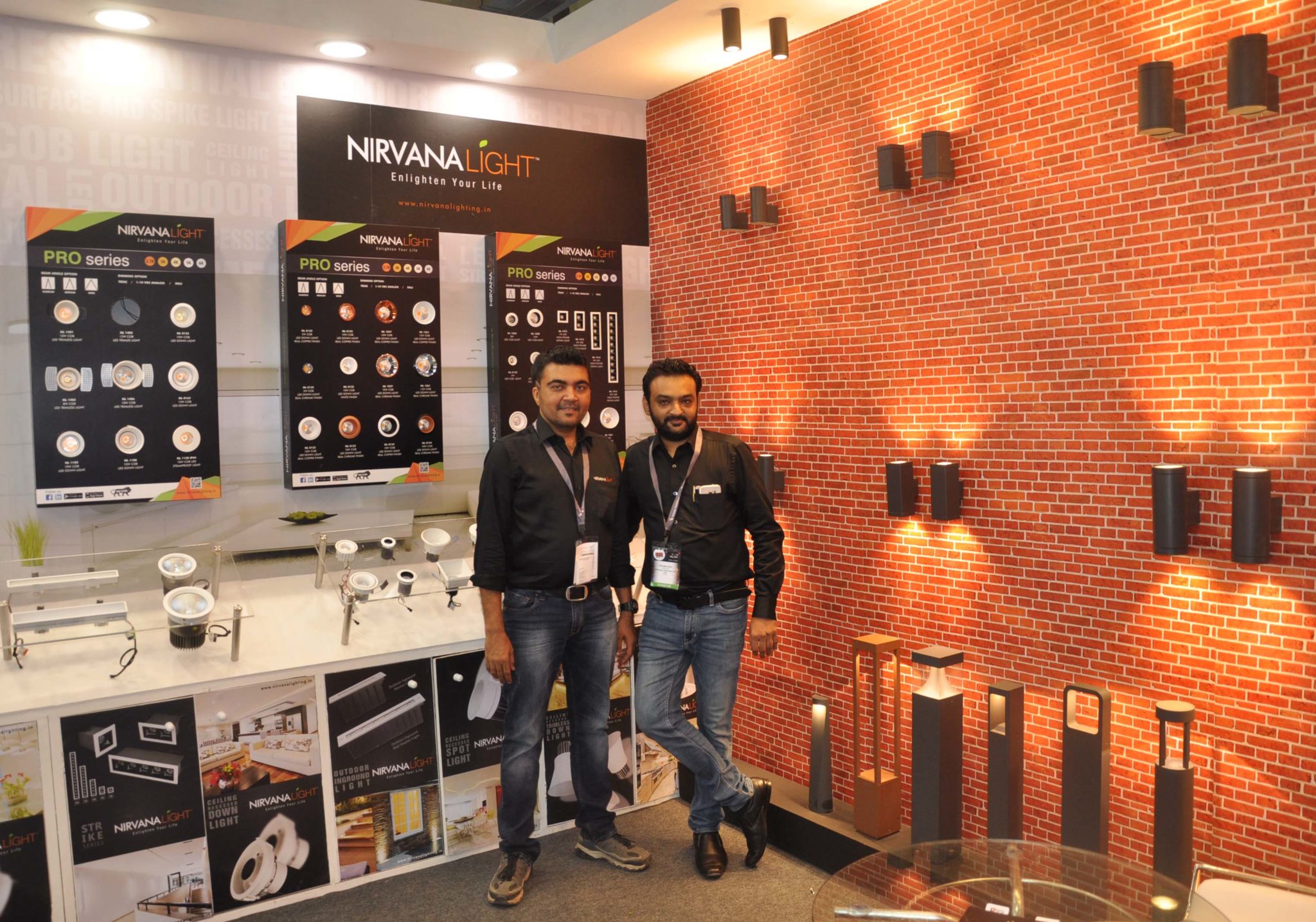 LED EXPO Nirvana Light